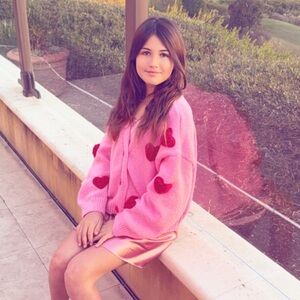 ❤️Cozy Soft Knit Cardigan Pink Sweater with Red Appliqué Hearts Holiday